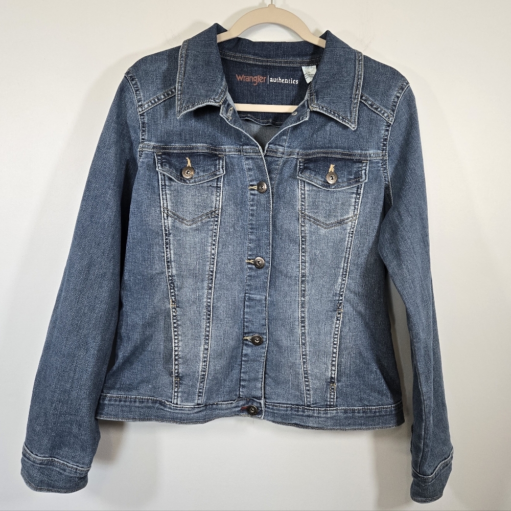Wrangler Authentics Women’s Stretch Denim Jacket Size Large Blue Jean